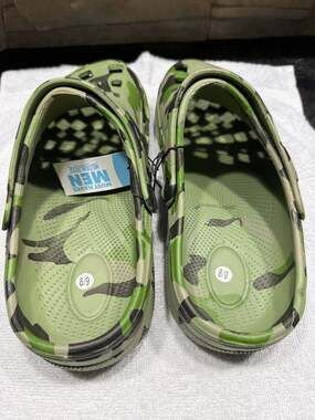 Mission Ridge Men’s Green Camouflage Clogs Size 8/9